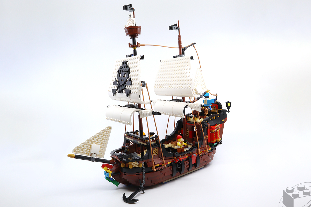 31109-pirate-ship-3
